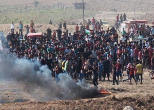 Palestinos se Amotinan en la  Frontera entre Gaza e Israel